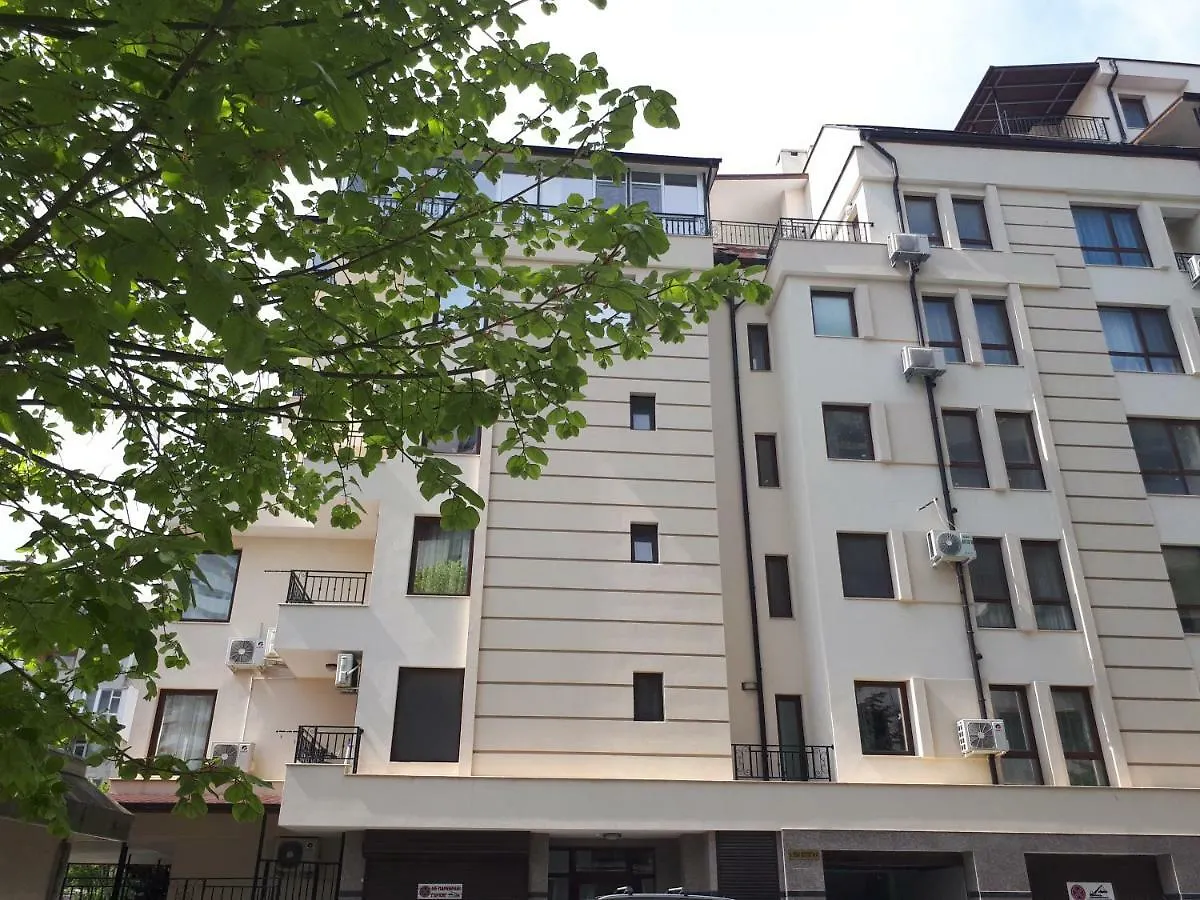 Apartments Flora 1 Burgas 0*,