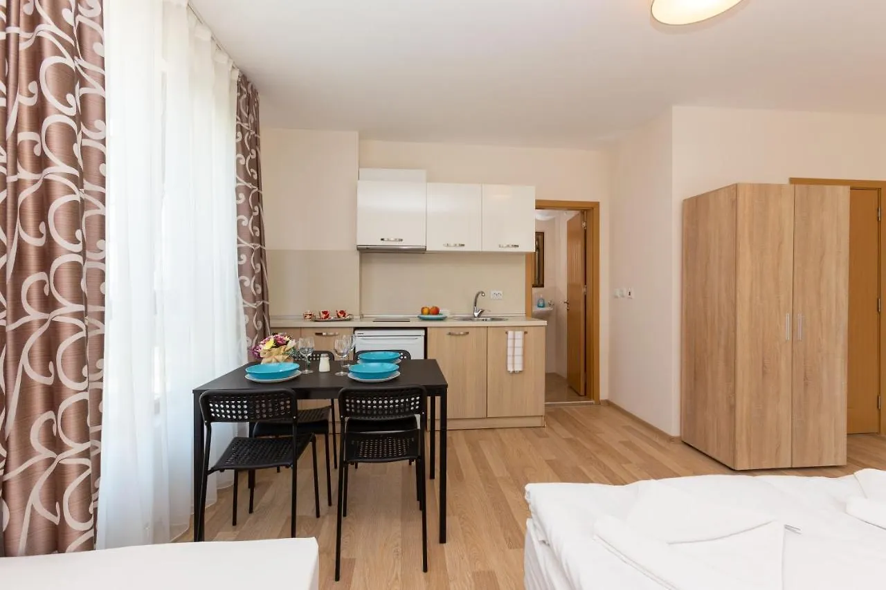 Apartments Flora 1 Burgas 0*,